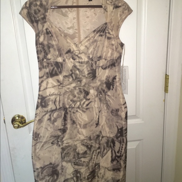 Aidan Mattox. Size 6