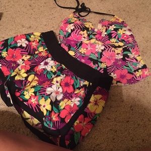 Flower swim shorts with tankini top