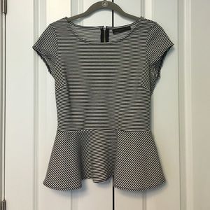 The Limited cap sleeve peplum top with back zipper