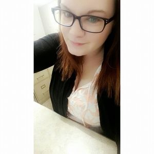 Meet your Posher, Alysha