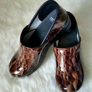 Dansko Clogs!