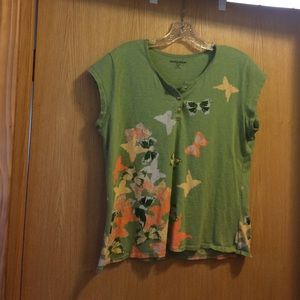 Woolrich top, capped sleeves