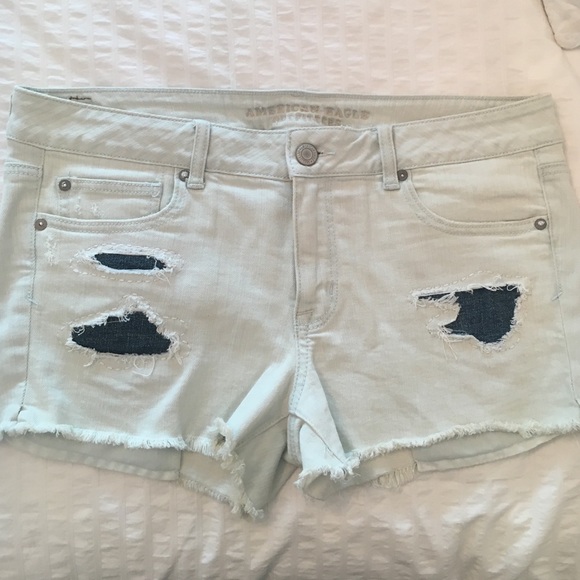 Light Jean shorts