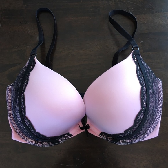 NWOT Victoria Secret Very Sexy Push-up