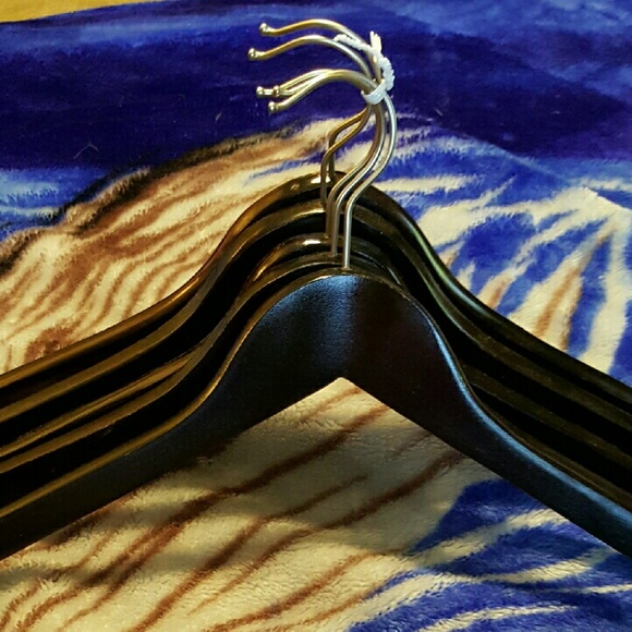 Lot of 5 wooden hangers