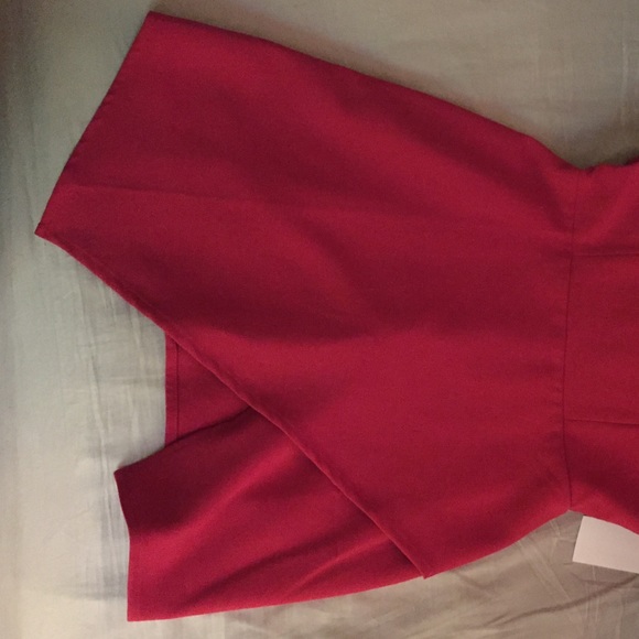 Brand new red dress - Picture 3 of 4
