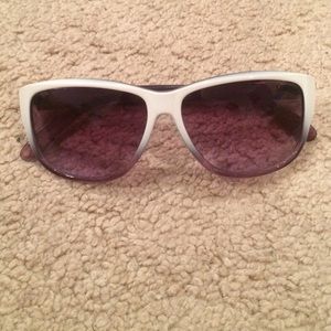 Steve Madden Sun glasses!