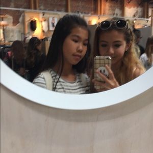 Meet your Posher, Aileen