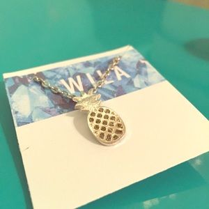 Silver plated pineapple necklace!🍍