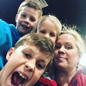 Meet your Posher, Leah