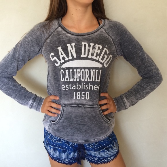 Pull over sweater
