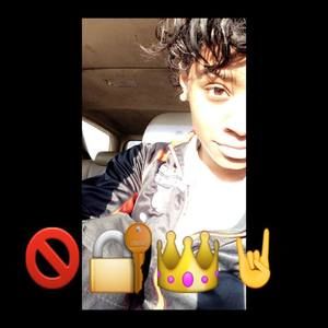 Meet your Posher, Alicia