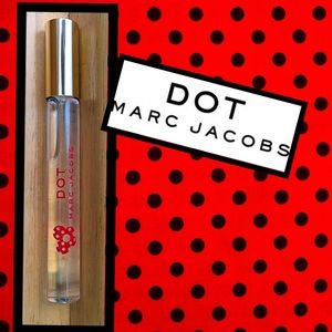 Marc Jacobs DOT Rollerball 0.24 oz Eau De Parfum