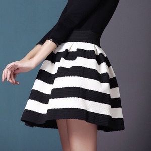 pleated striped skirt