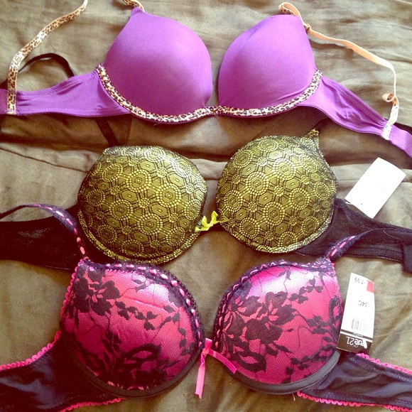 Rue 21 bras
