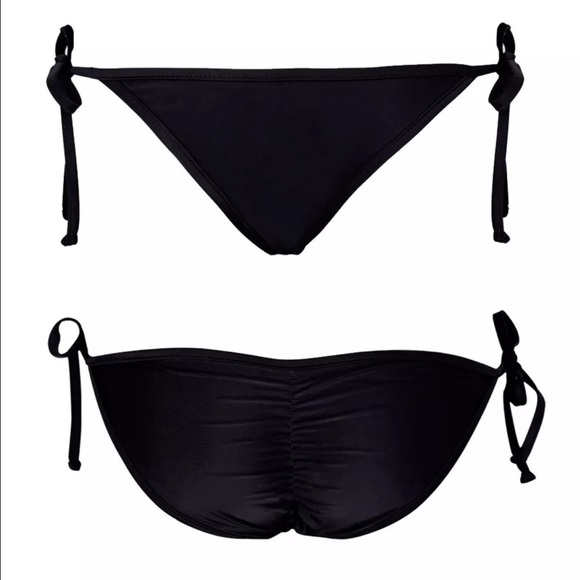 Black bikini bottoms