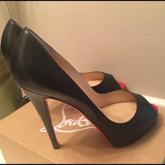 Christian Louboutin Very Prive. 120 heel. EU 39