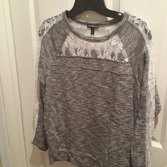 Express Lace pull over - Picture 2 of 4