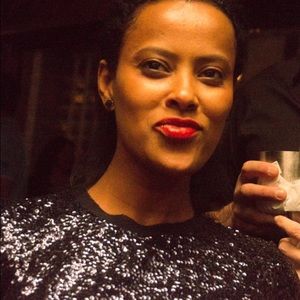 Meet your Posher, Zekiya