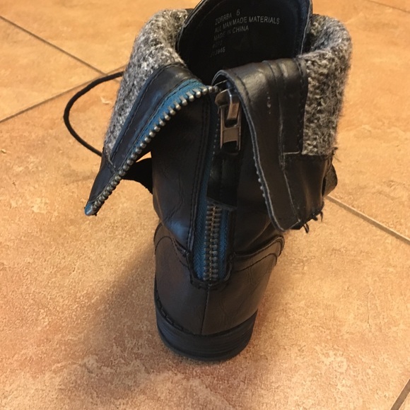 Steve Madden Boot - Picture 2 of 4