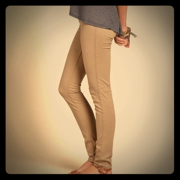 Khaki Jeans & Patagonia Jacket Bundle