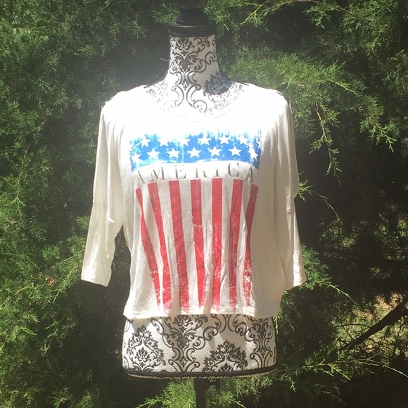 🇺🇸 American Ivory Top 🇺🇸 - Picture 2 of 4