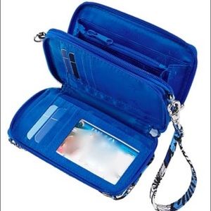 Vera Bradley Wallet😍💙