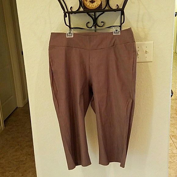 SALE***Capris Wide waistband Polyester Spandex