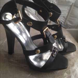 Jessica Simpson platform gladiator sandals so 7