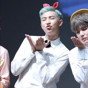 Meet your Posher, Beatriz