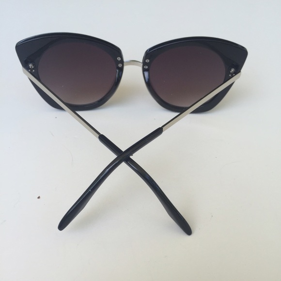 NWT || Black Silver China Doll Cat Eye Sunglasses - Picture 3 of 4