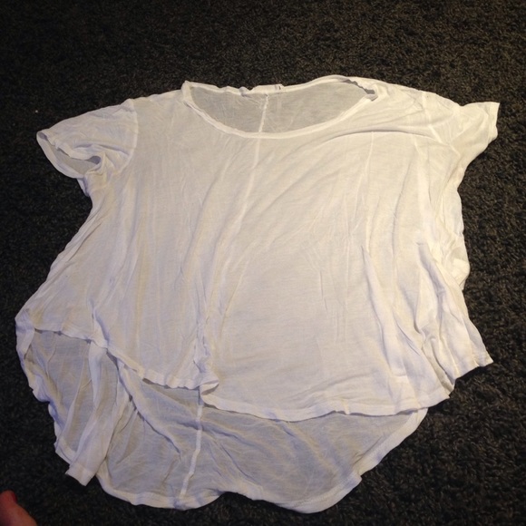LARGE- plain white tshirt, thin