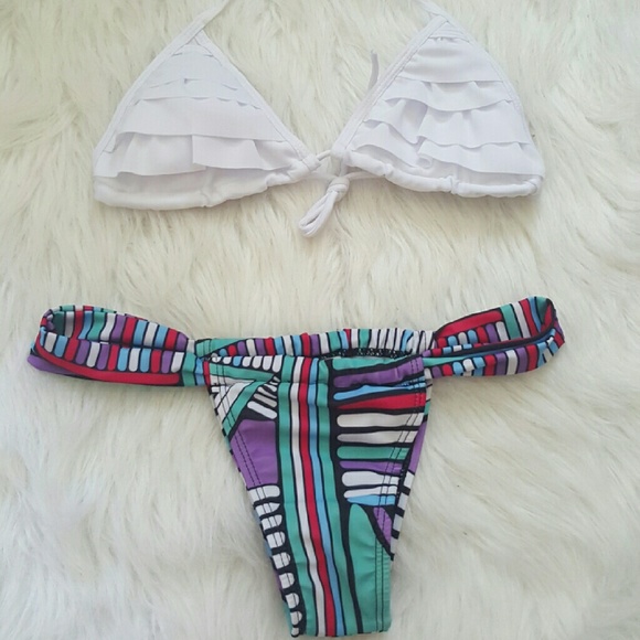 Cutie Bikini - Picture 2 of 4