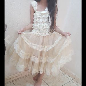 Girls dress