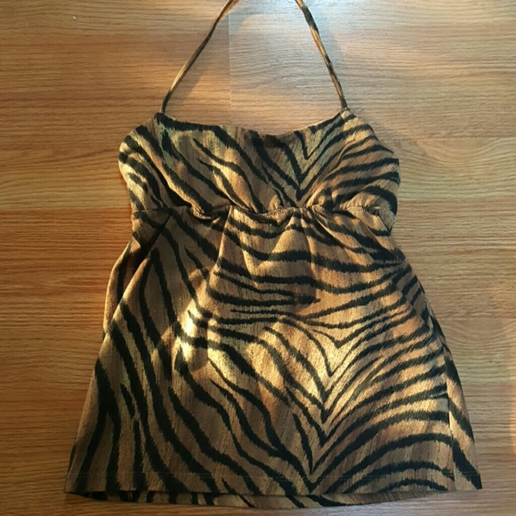 Bundle 3 red crop top, cheetah criss-cross BCBG - Picture 3 of 3