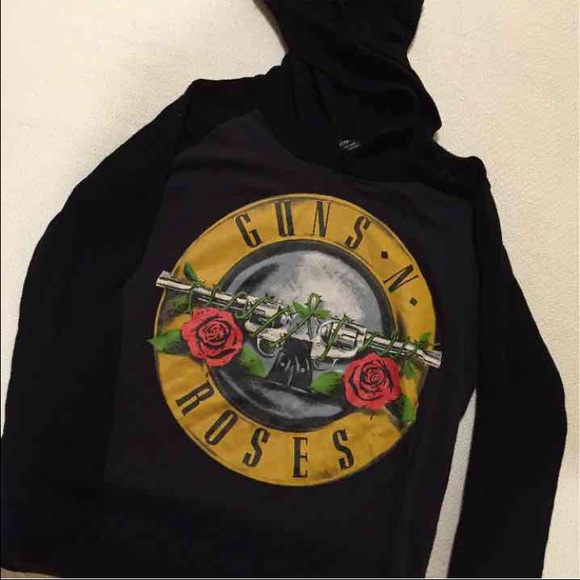 Guns N Roses Top