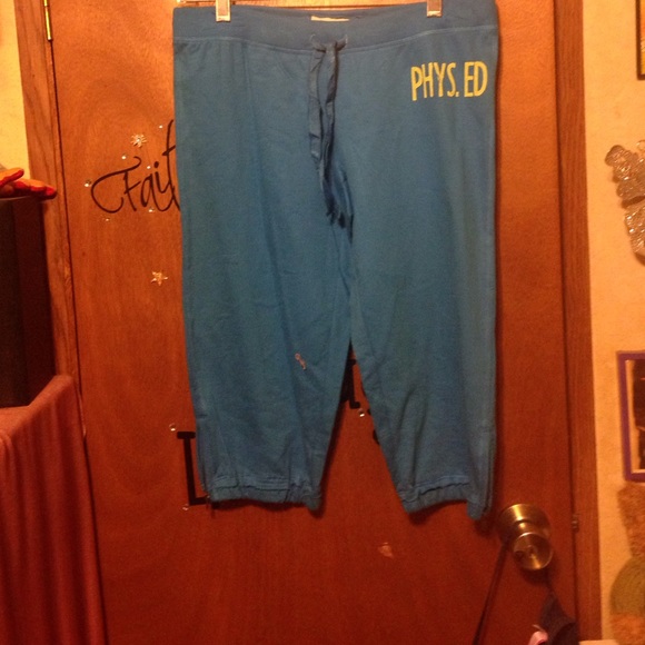 JOGGING SUIT
