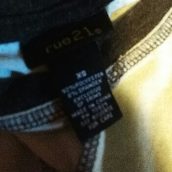 Tshirt - Picture 2 of 2