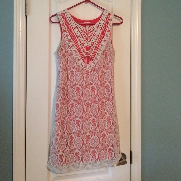 🌵Xhilaration coral lace overlay dress