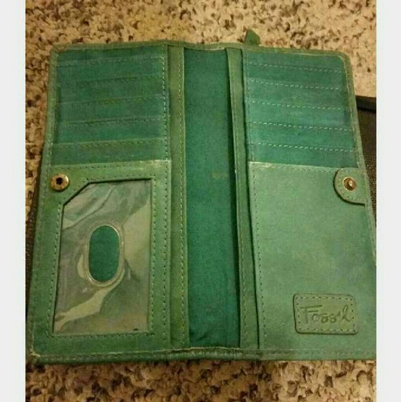 Fossil wallet