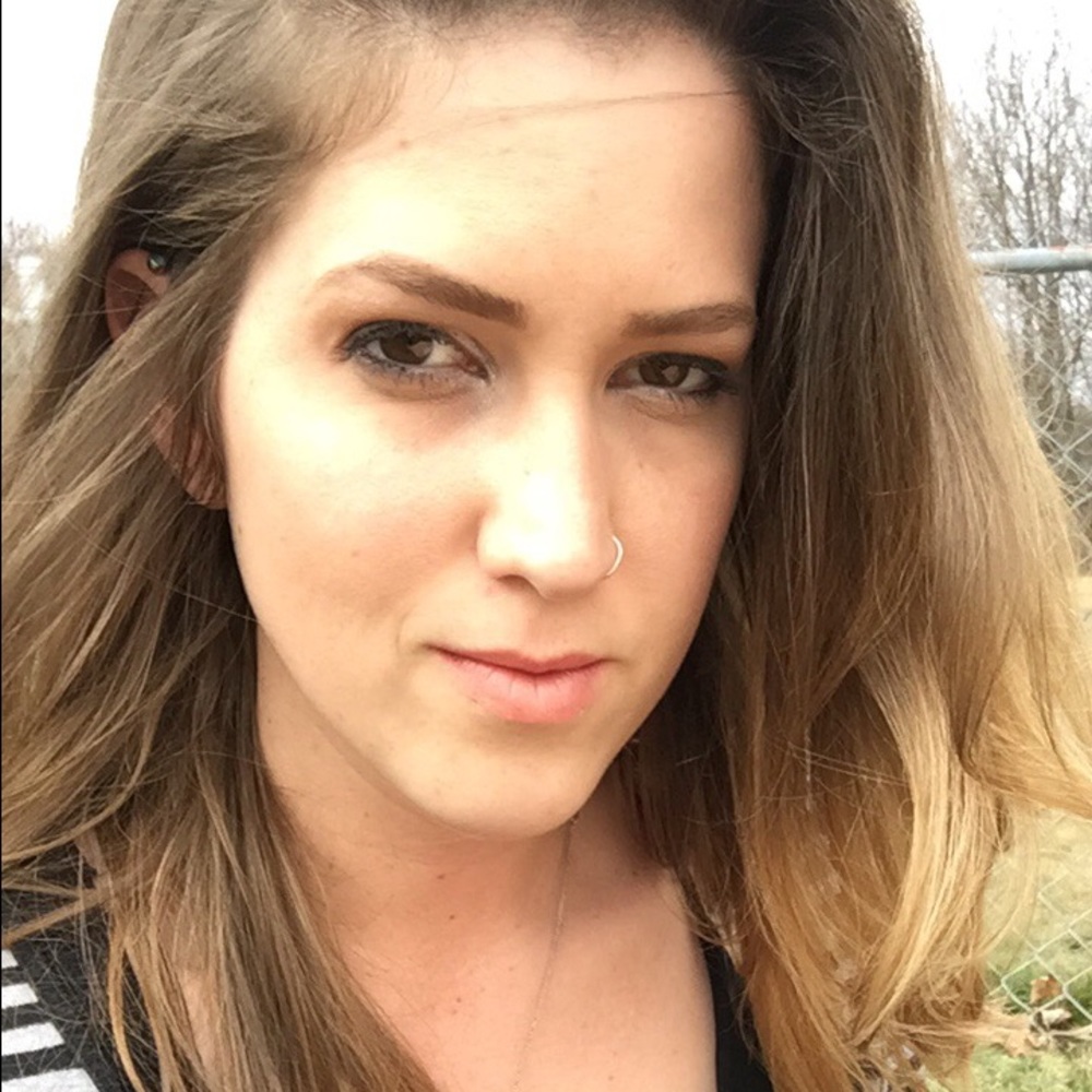 Meet your Posher, Rebecca