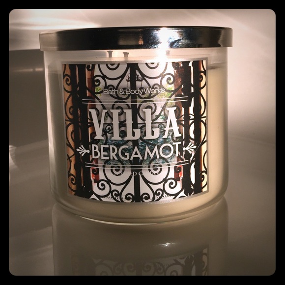 Bath & Body Works: Villa Bergamot 3-wick candle