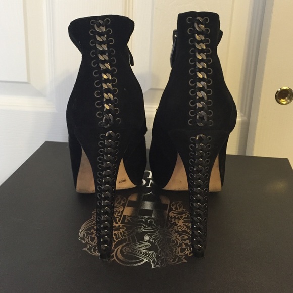 Vince Camuto suede booties💛ankle boots - Picture 3 of 4