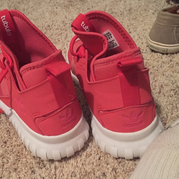 Adidas - Picture 2 of 4