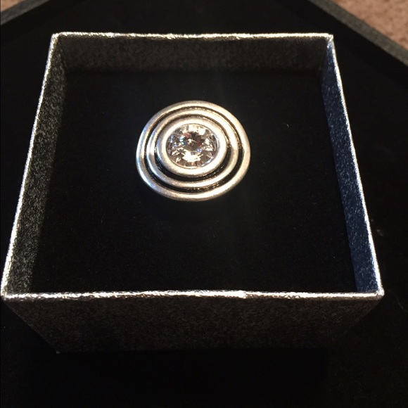 Statement Ring