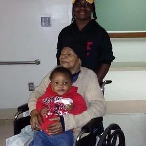 Meet your Posher, Alisa