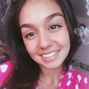 Meet your Posher, Alyna