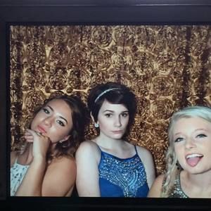 Meet your Posher, Caitlyn