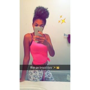 Meet your Posher, Amari