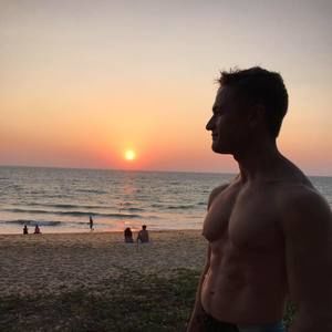 Meet your Posher, Glenn